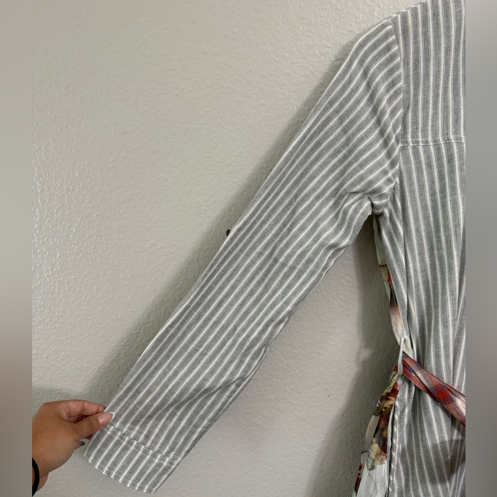 Aratta Silent Journey Striped Gray Dress with Leaf Accents - Picture 6 of 11